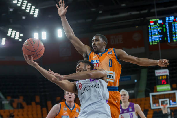 胜利背后的 胜利背后的