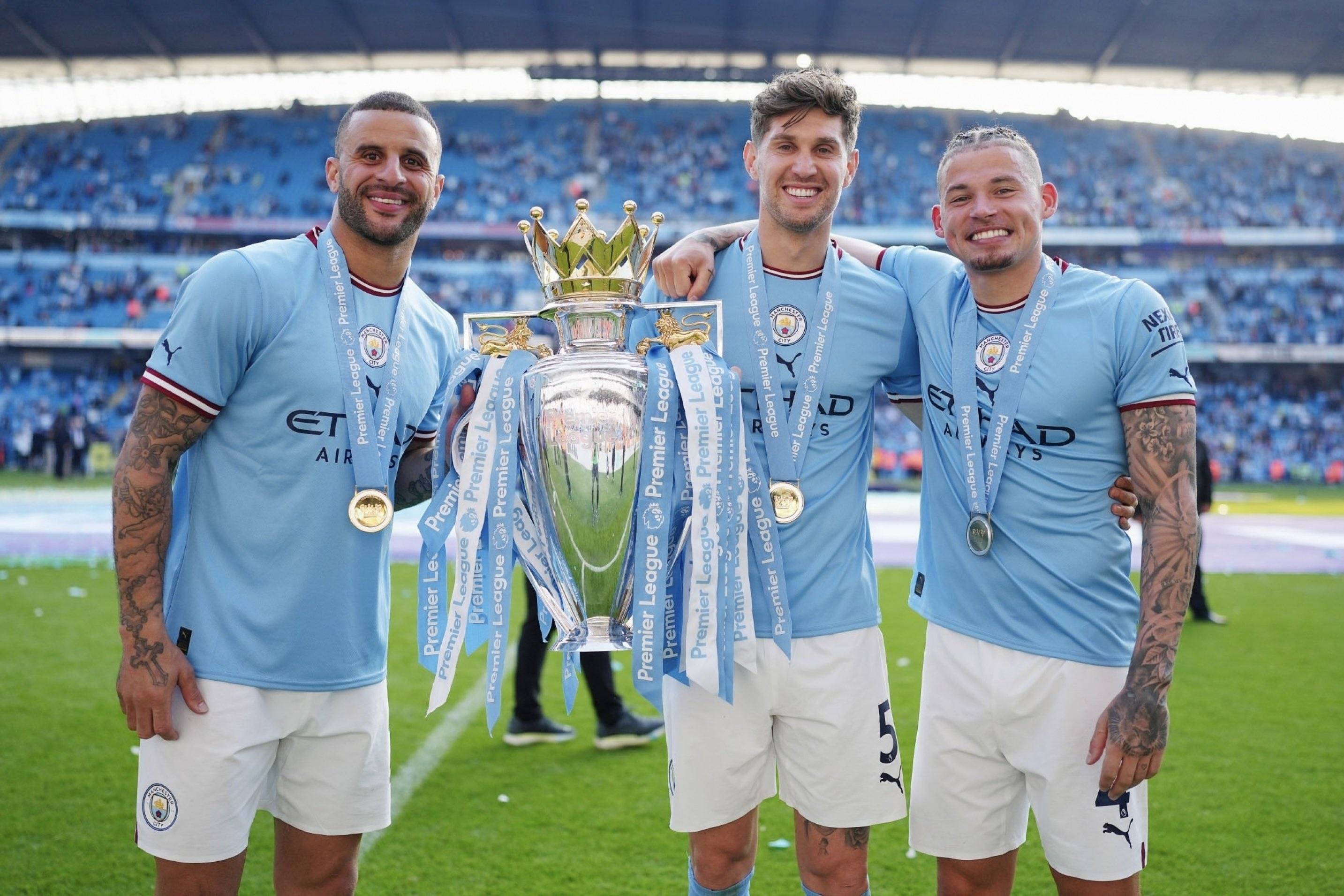 皮球应声入 皮球应声入