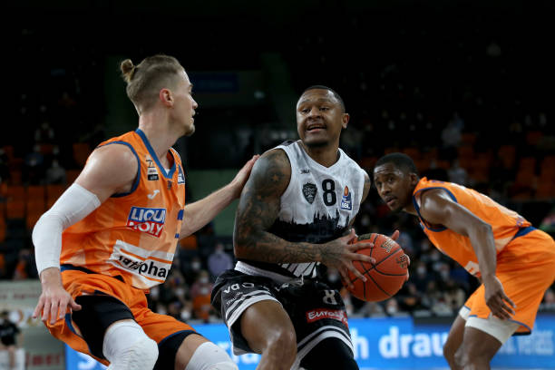 整套战术行 整套战术行