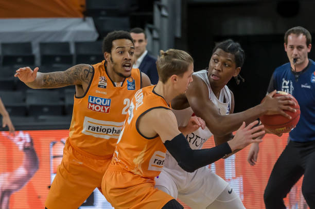 教练组的暂 教练组的暂